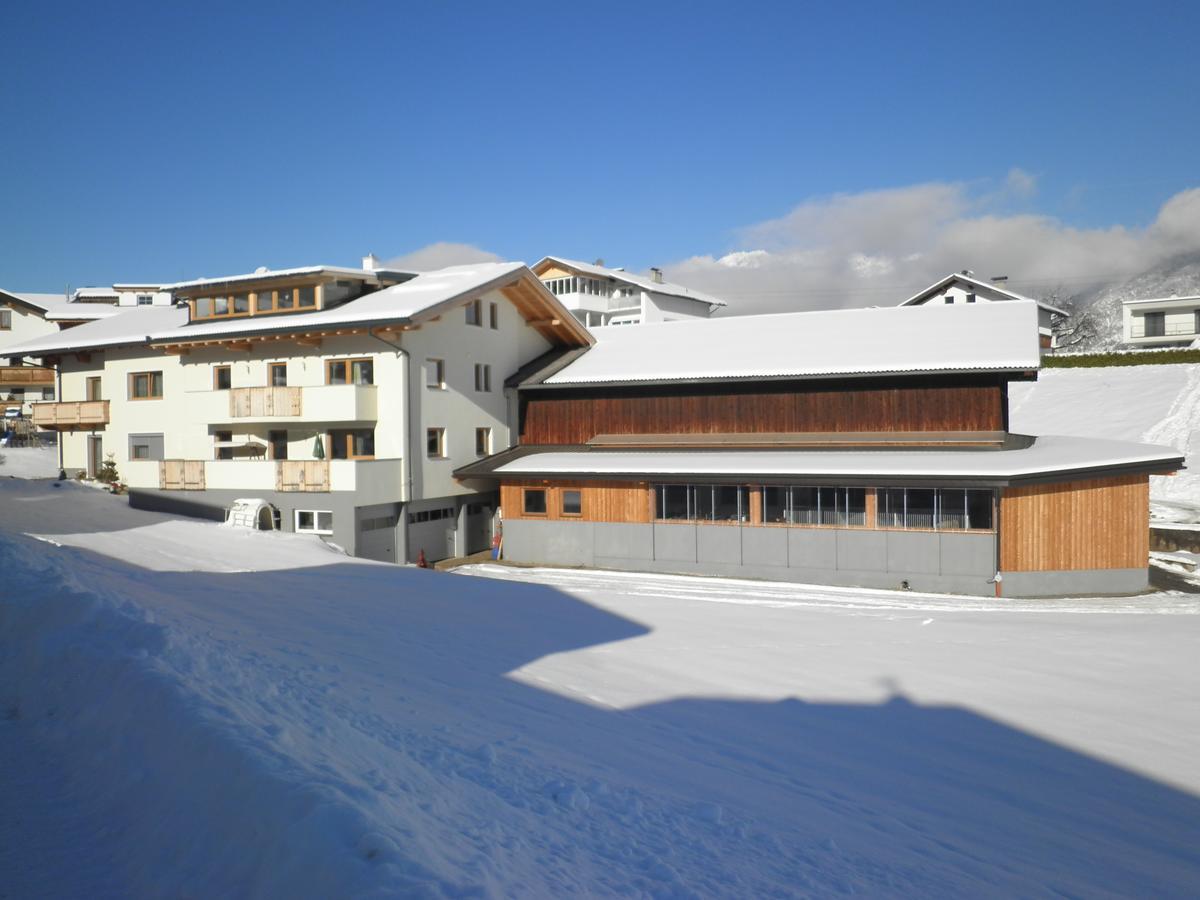 Schneiderhof Villa Oberperfuss Exterior photo